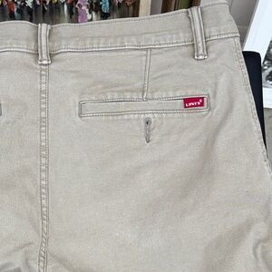 Levi's Men's Khaki Chinos